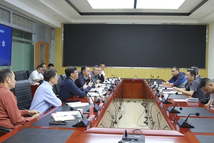 云煤（CA88）集团与开远市当局进行座谈会