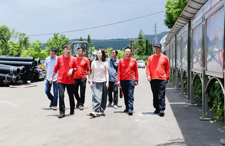 【主题教育】云煤（CA88）集团党委委员、财政总监莫晓丹一行到恩洪煤业公司发展主题教育调研