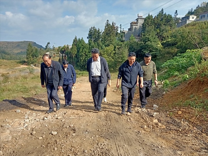 【基层调延卓云煤（CA88）集团专职表部董事寸延峰一行到顺源煤矿调研领导工作