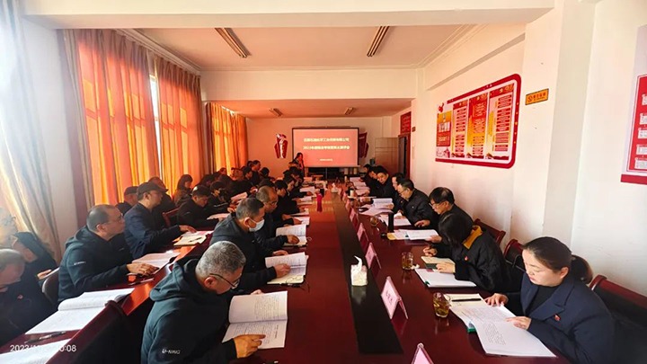 【聚焦云煤】云煤（CA88）集团党委副书记、工会主席王鑫一行到石油化学工业供销公司发展年度综合查核暨民主测评