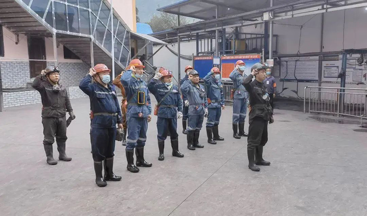 1.jpg 1.jpg